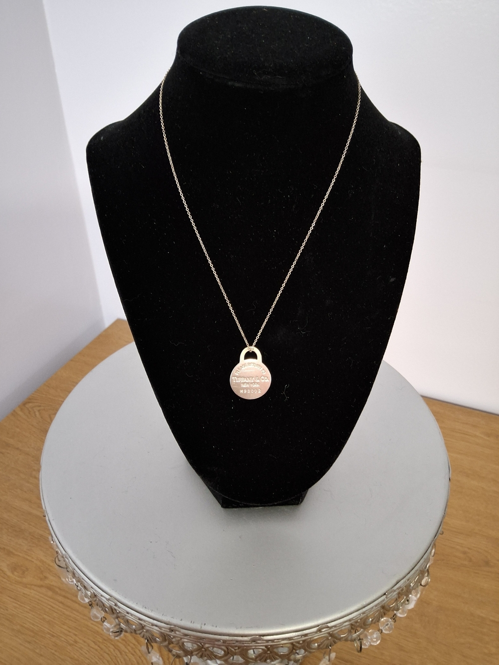 Vintage Tiffany & Co. Signed 925 Silver Round Tag Pendant Cable Chain Necklace